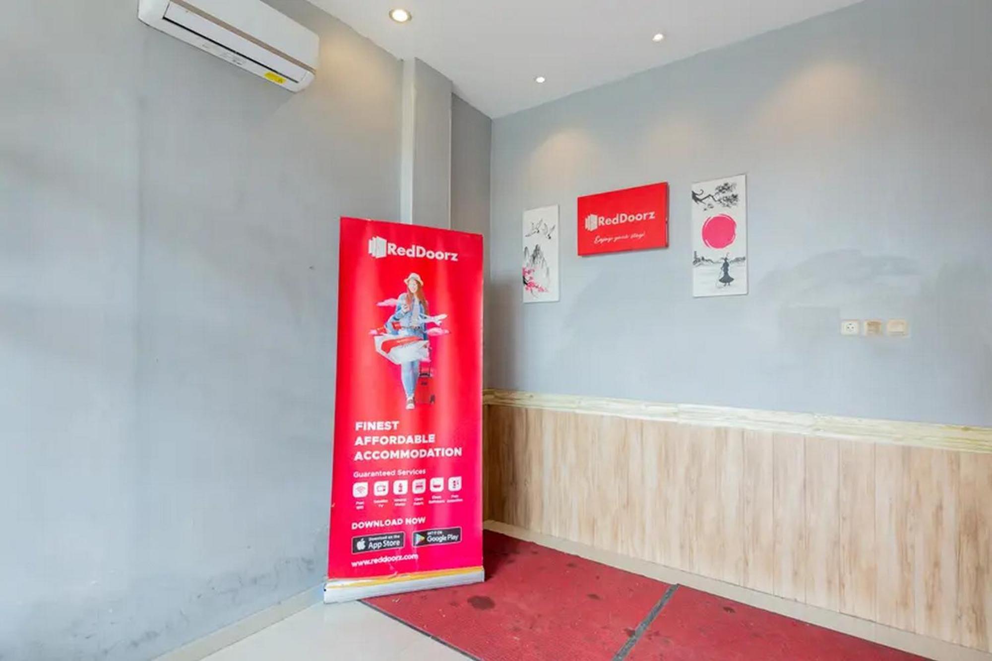 Reddoorz @ Manukan Surabaja Zewnętrze zdjęcie