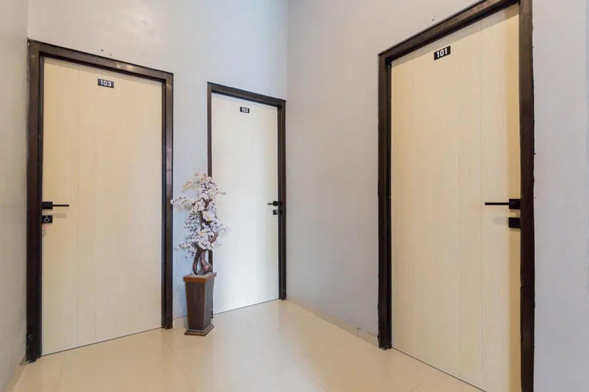 Reddoorz @ Manukan Surabaja Zewnętrze zdjęcie
